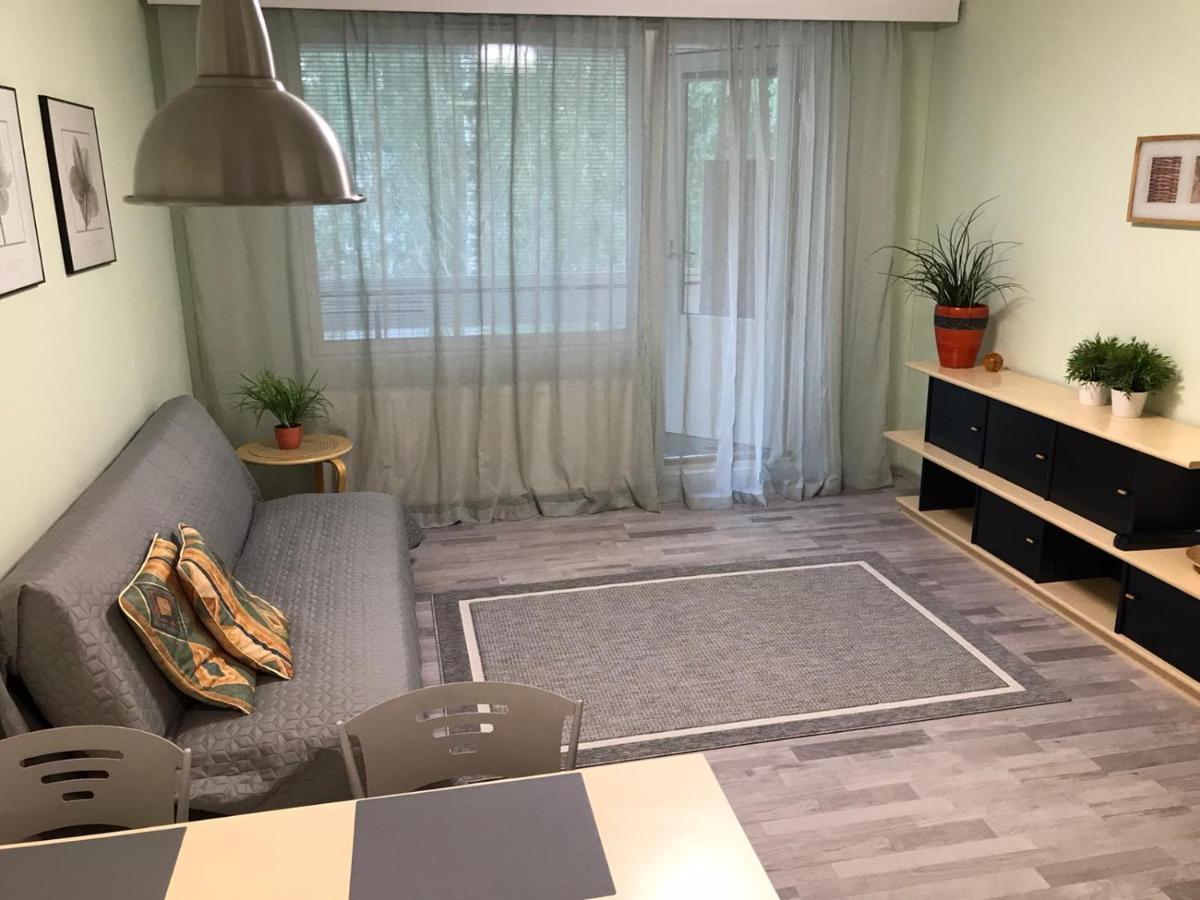 Spacious 1Bdrm Apartment Near Metro. Free Parking Вантаа Екстериор снимка